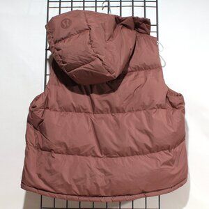 Lululemon Wunder Puff 600 Down Filled Cropped Vest Size 12 Brown